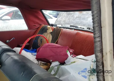 1966 Studebaker Commander z USA, uszkodzony, nr VIN C133723